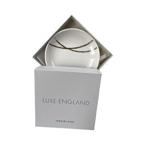 White & Metallic Abstract Porcelain Jewelry Trinket Dish Small 4” New in Box